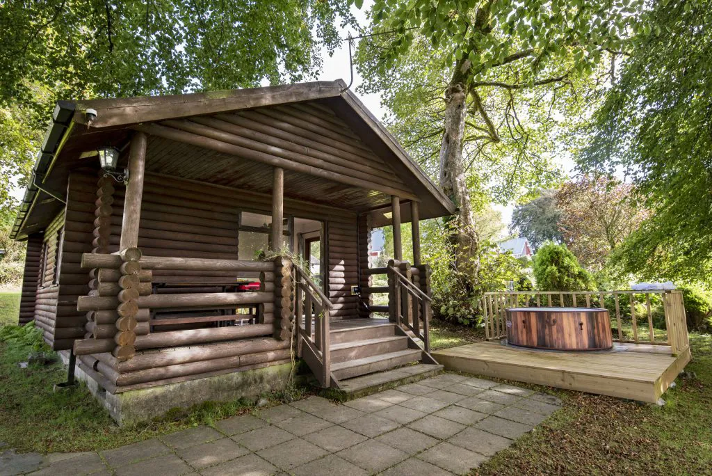 Brookview Lodge 3